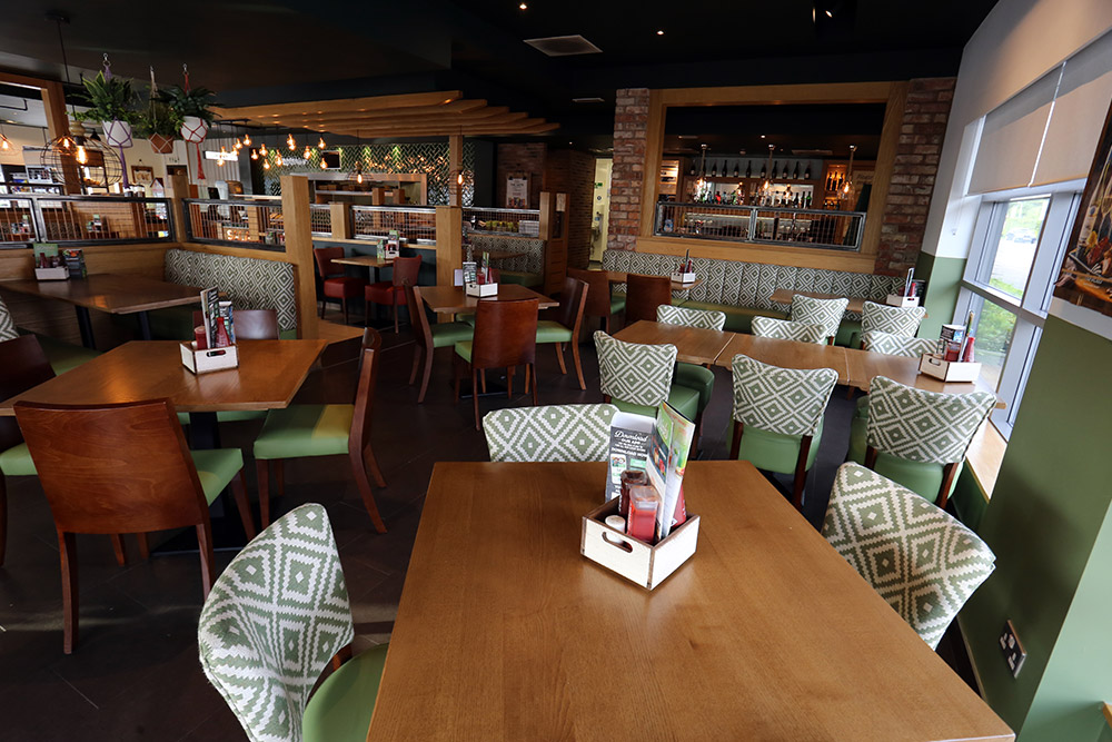 Beer Garden at Harvester Aintree Park