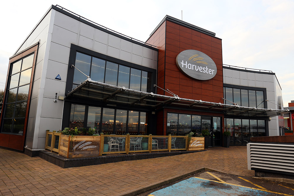 Beer Garden at Harvester The Fort
